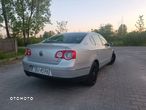 Volkswagen Passat 2.0 TDI DPF Comfortline - 5