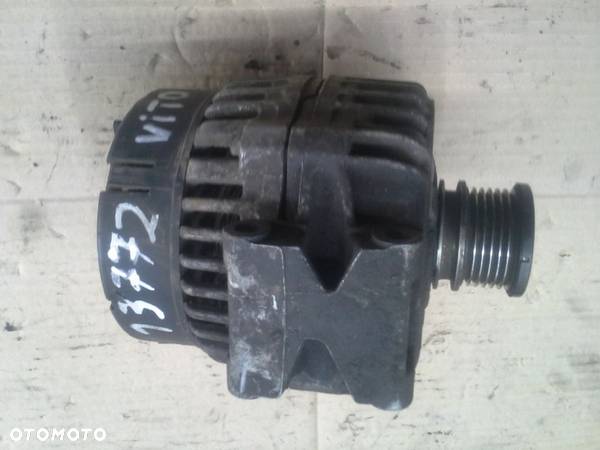 Mercedes Vito 2.2 CDi W638 alternator Bosch 115A  0123510082  A0101549602 - 1