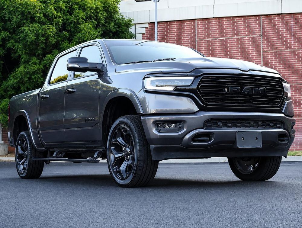 RAM 1500 Crew Cab Shortbed Limited 2024