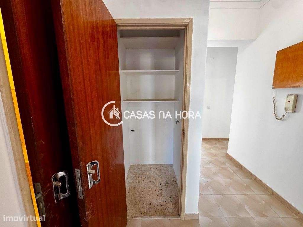 Apartamento T3 em Almada próximo da Base do Alfeite-10