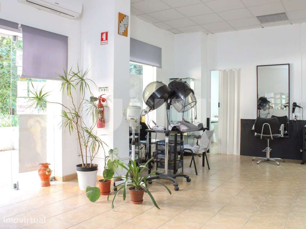 Cabeleireiro no Carregado, oportunidade de investimento!-14