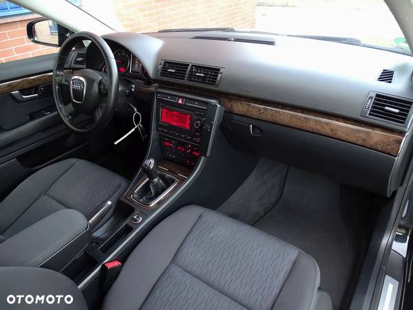 Audi A4 Avant 2.0 TDI - 21