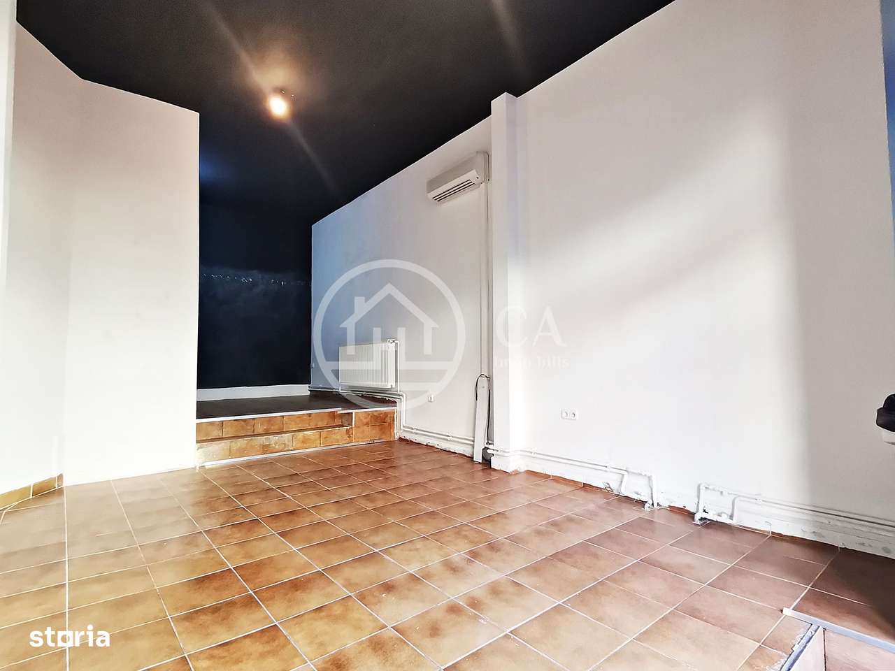 Spatiu comercial de inchiriat cu 1 camera Ultracentral, Oradea - Imagine principală: 2/6