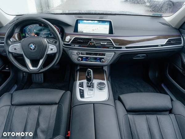 BMW Seria 7 730d xDrive - 5