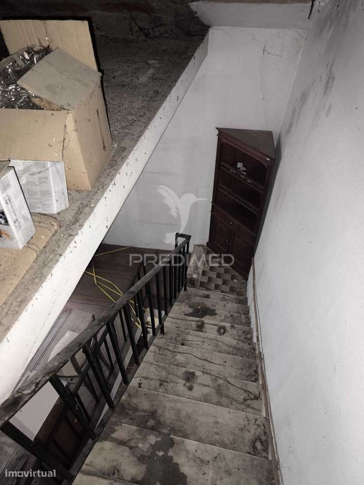 Prédio - Espaço Comercial e Habitação Montemor o Velho - Grande imagem: 5/17