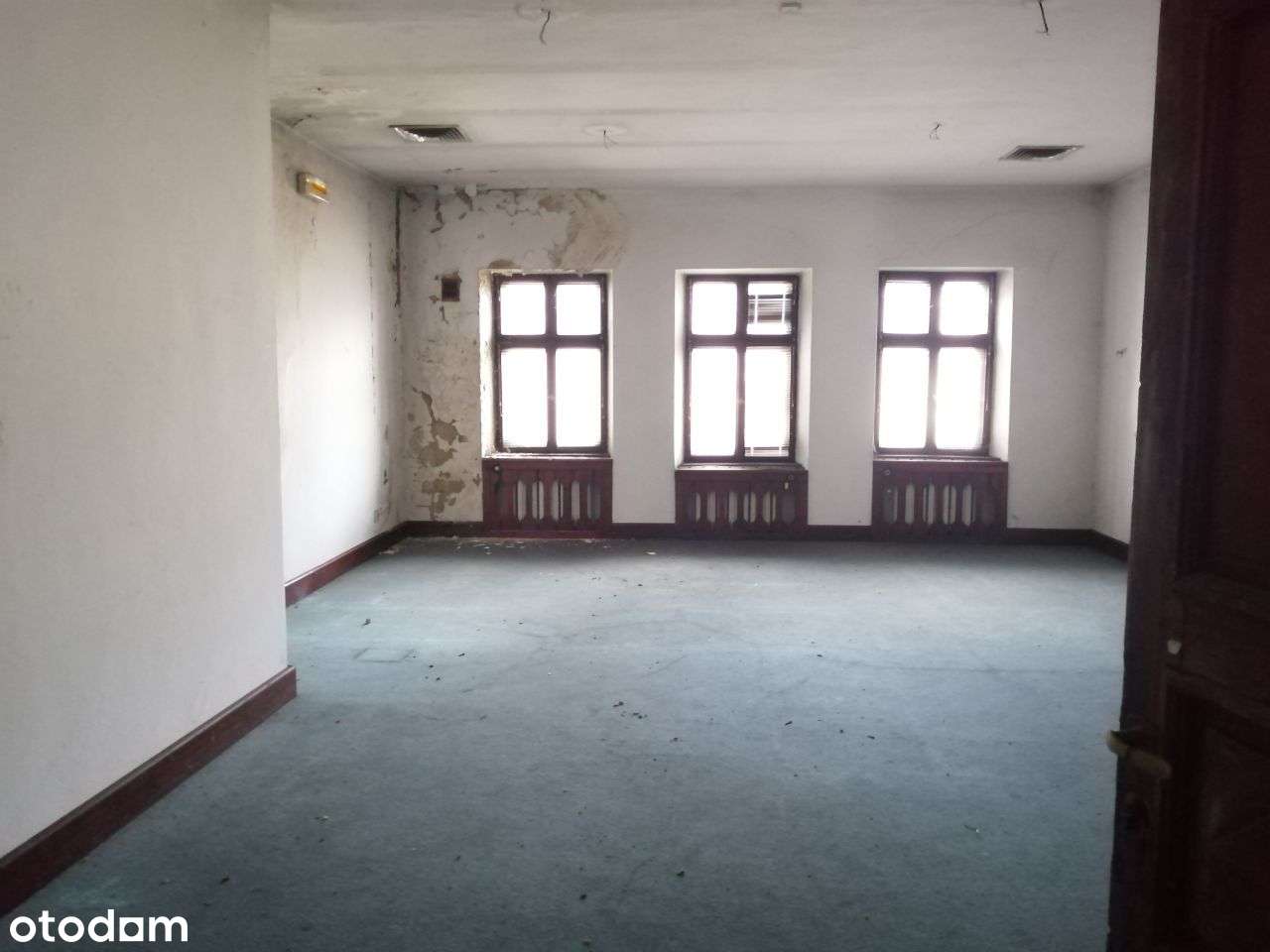 Budynki usługowe w Bielsku-Białej | Stare Miasto - Pełny obrazek: 3/11