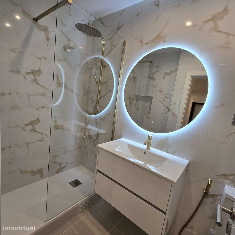 T4/T3 Renovado no Bairro do Liceu-34