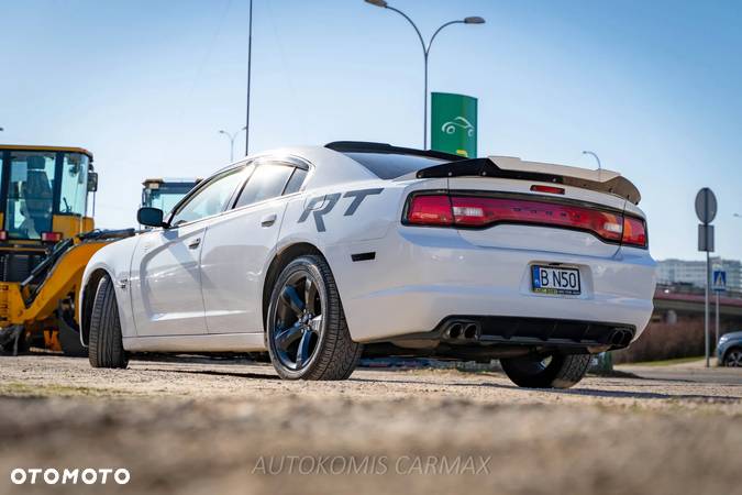 Dodge Charger 5.7 R/T - 11