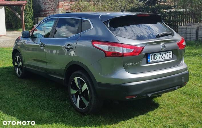 Nissan Qashqai 1.2 DIG-T 360 - 2