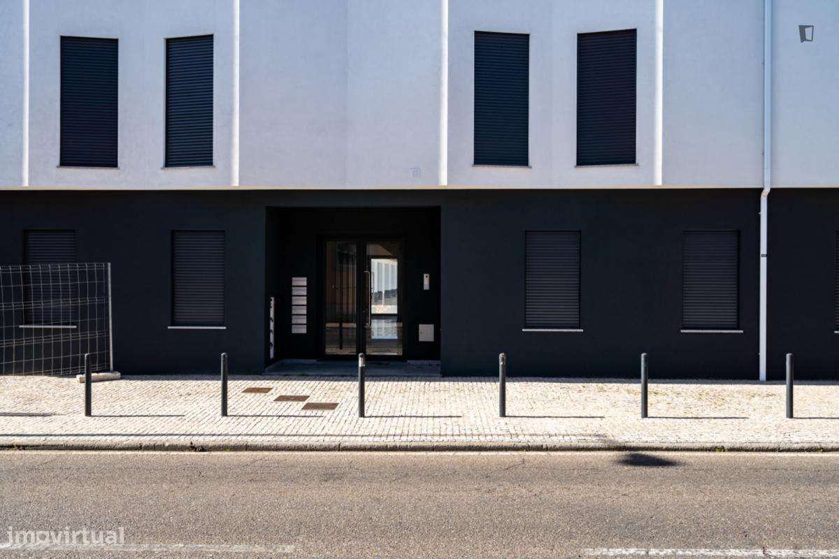 Apartamento com 3 quartos - localizado em Ponte de sor - Grande imagem: 5/6