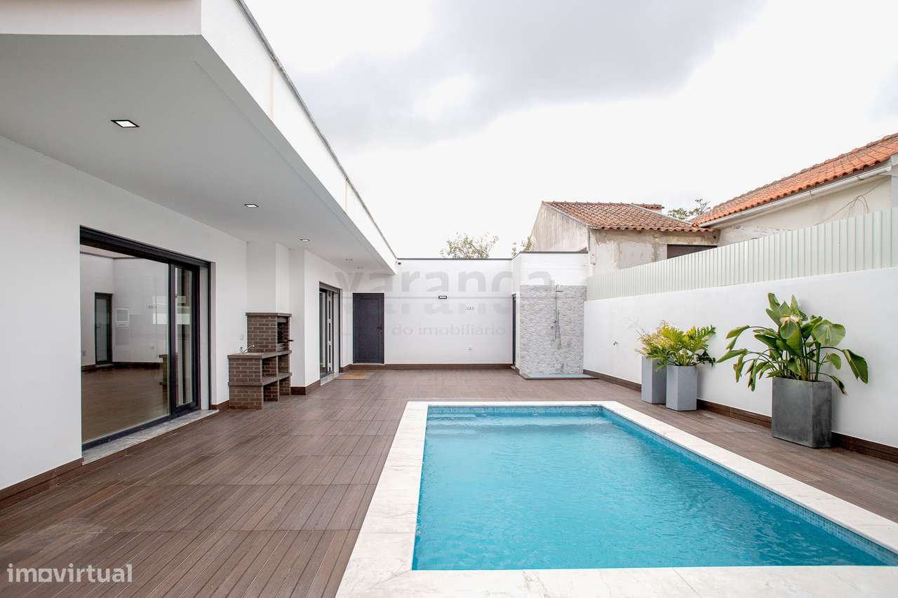 Moradia T4 Térrea, com piscina – Vila Nogueira de Azeitão-33
