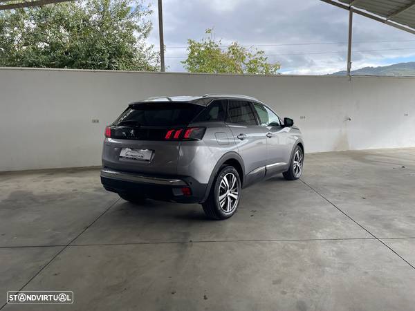 Peugeot 3008 1.5 BlueHDi Allure Pack EAT8 - 4