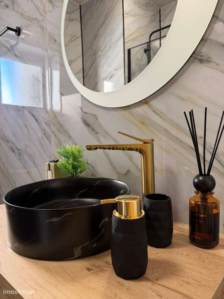 Apartamento T1+1 Renovado em Aver-o-Mar, Póvoa de Varzim-16