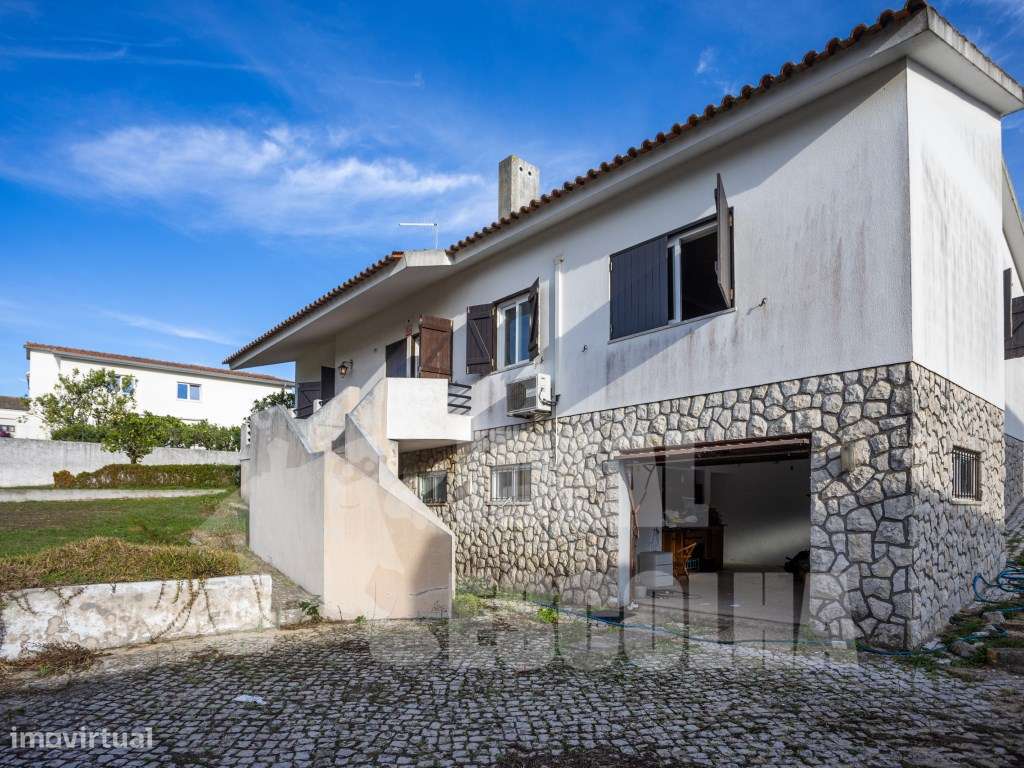 MORADIA ISOLADA ( BAIXA DE PREÇO )
625.000 COTOVIA SESIMBRA-36