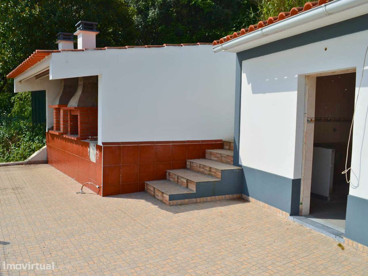 Moradia T2 com vista rio a necessitar de obras-10