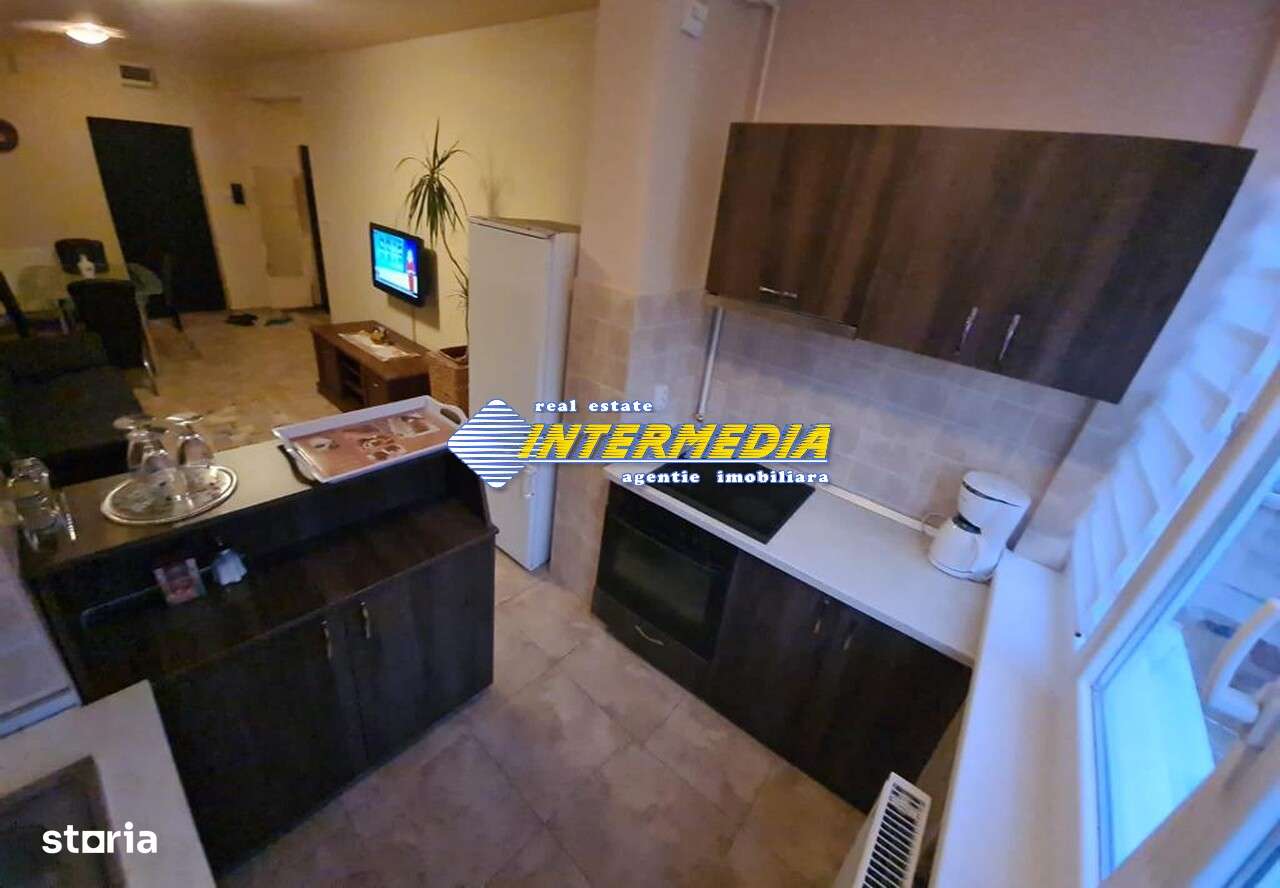 Apartament cu 2 dormitoare si Living de inchiriat in Centru Alba Iulia - Imagine principală: 4/10