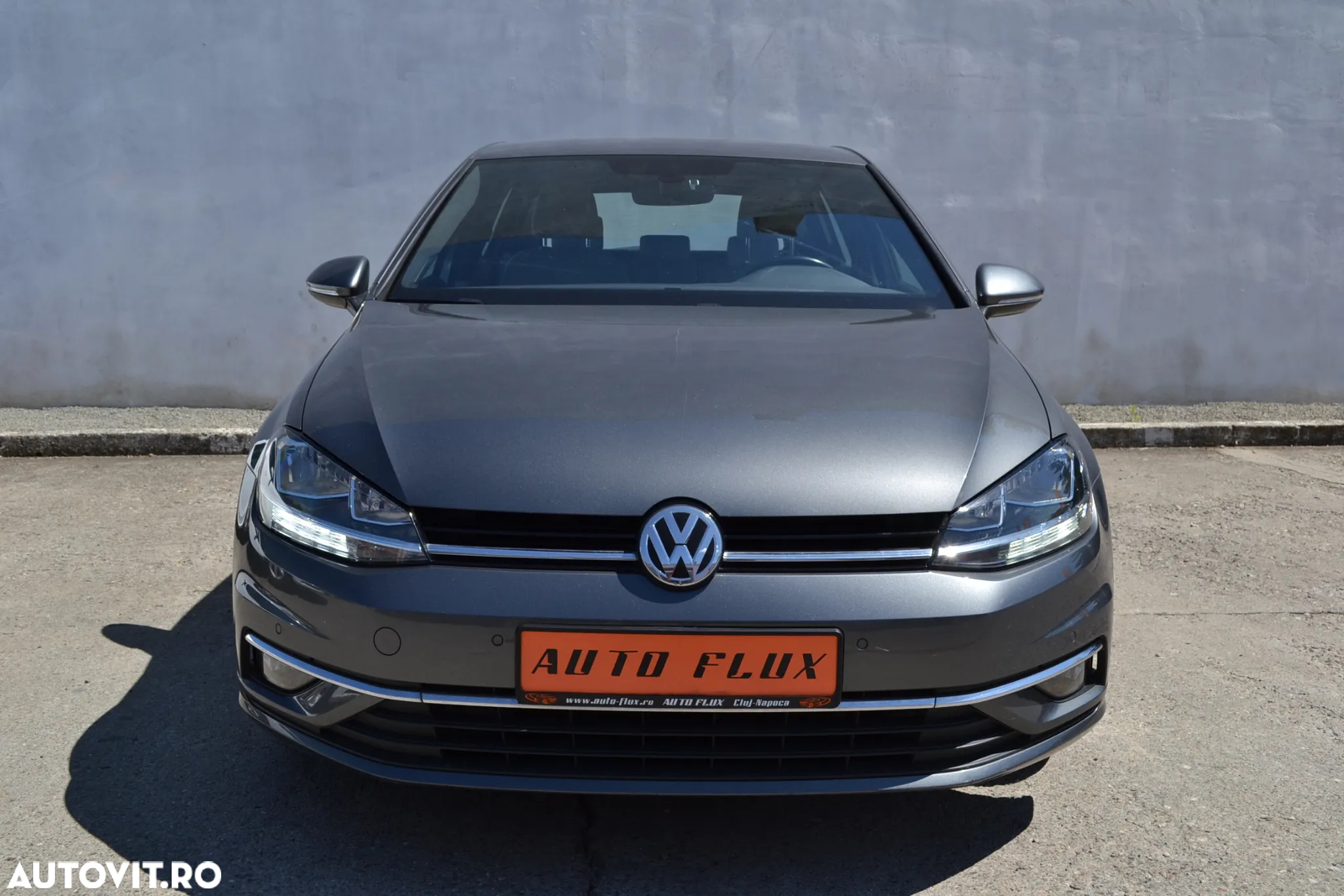 Volkswagen Golf 1.6 TDI (BlueMotion Technology) DSG Comfortline - 2