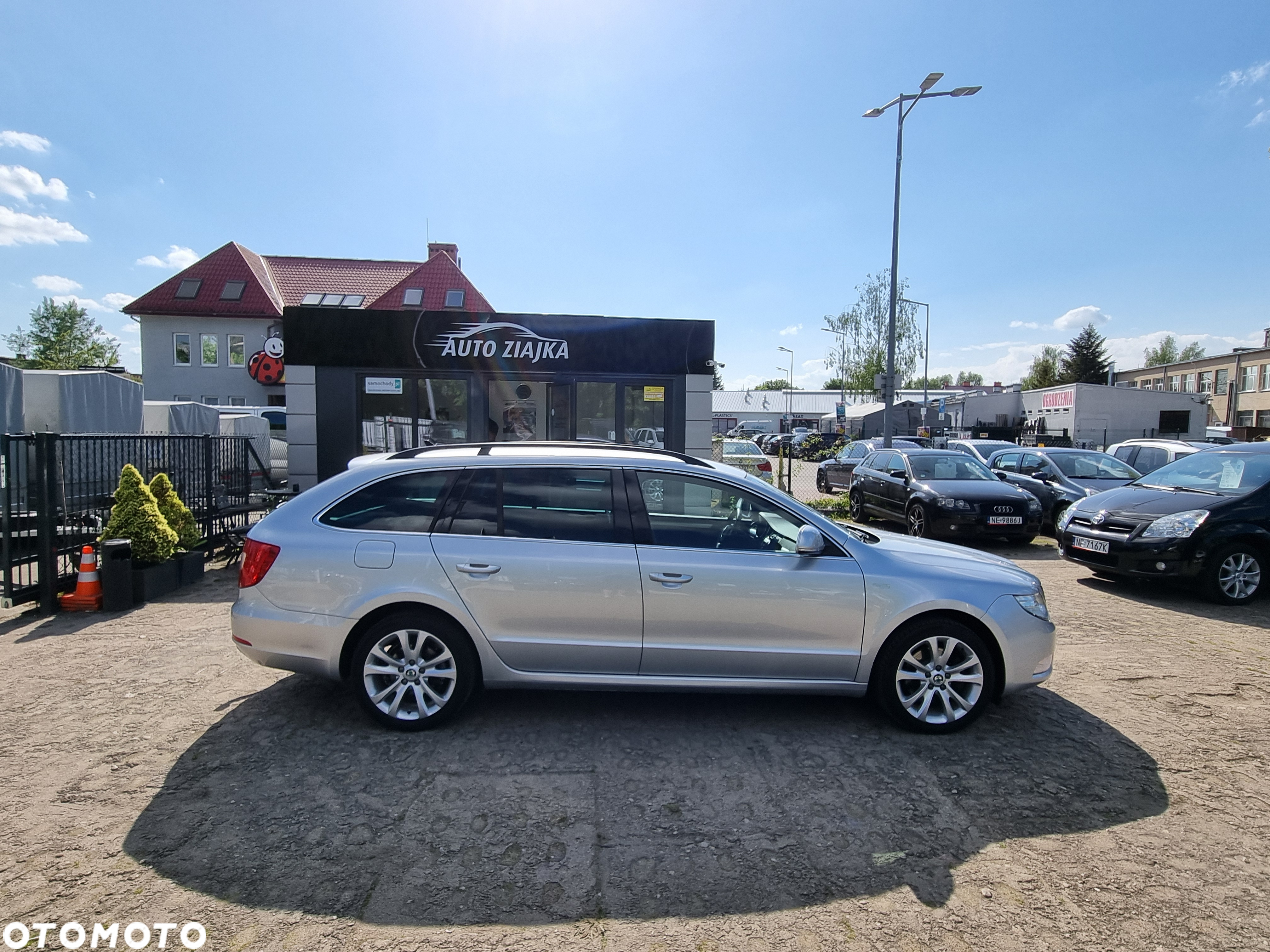 Skoda Superb Combi 2.0 TDI Exclusive - 10