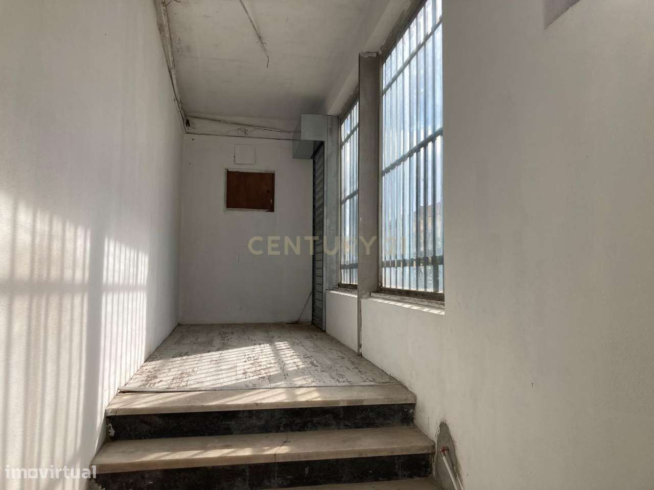 Armazém para Venda em Almada - Grande imagem: 5/7