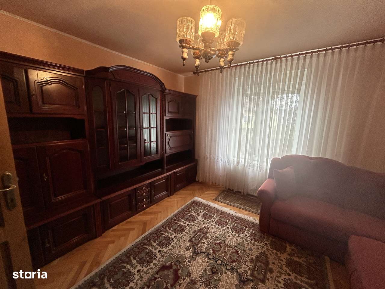 Vand casa mare caramida(2 corpuri cladire)renovat in Livada, st.850 mp-3