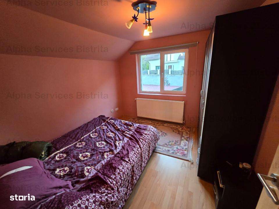 Vila spatioasa, construita in 2010-9