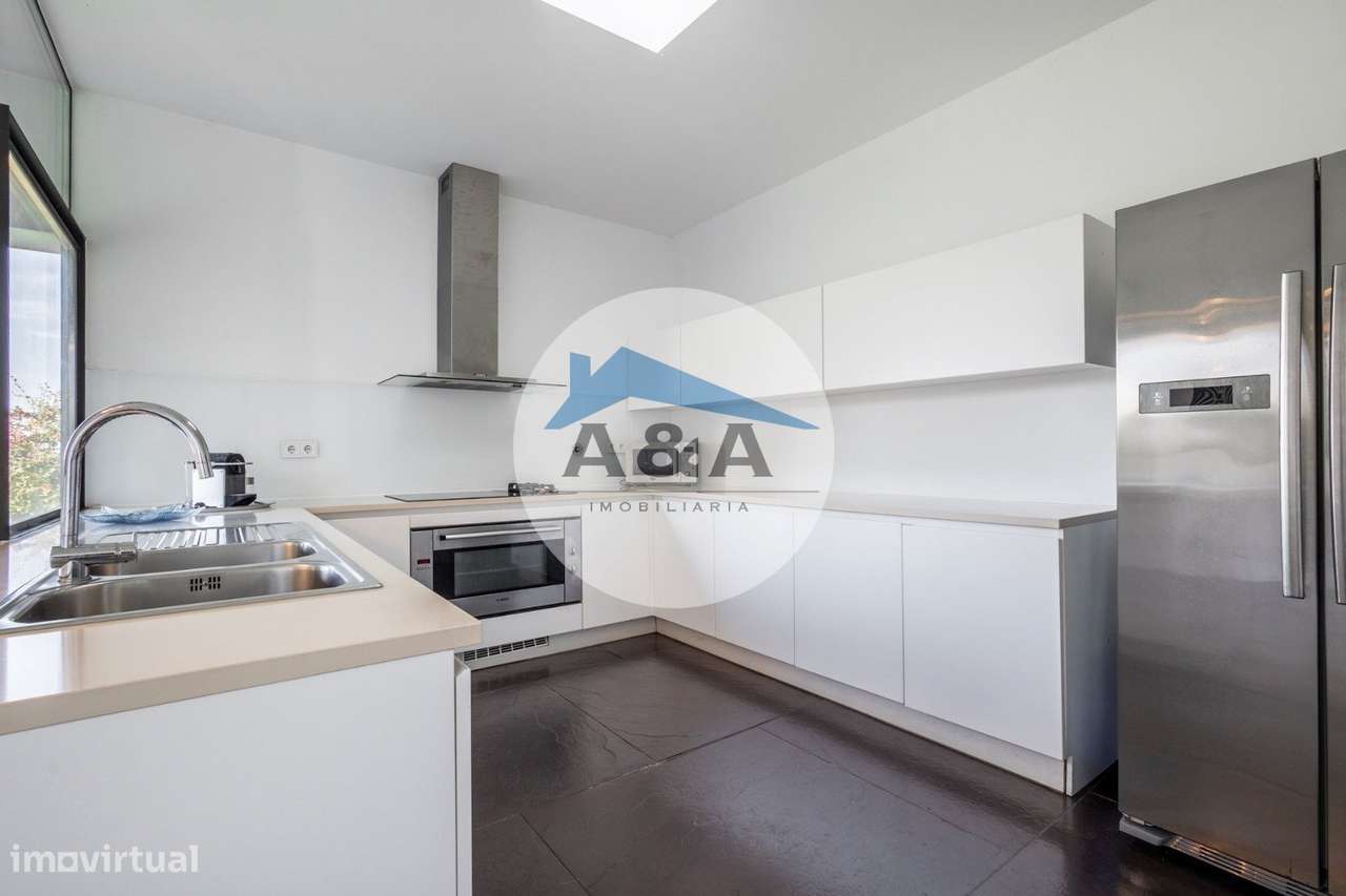 Villa Exclusiva de Arquitetura Contemporânea inserida na Natureza d...-4