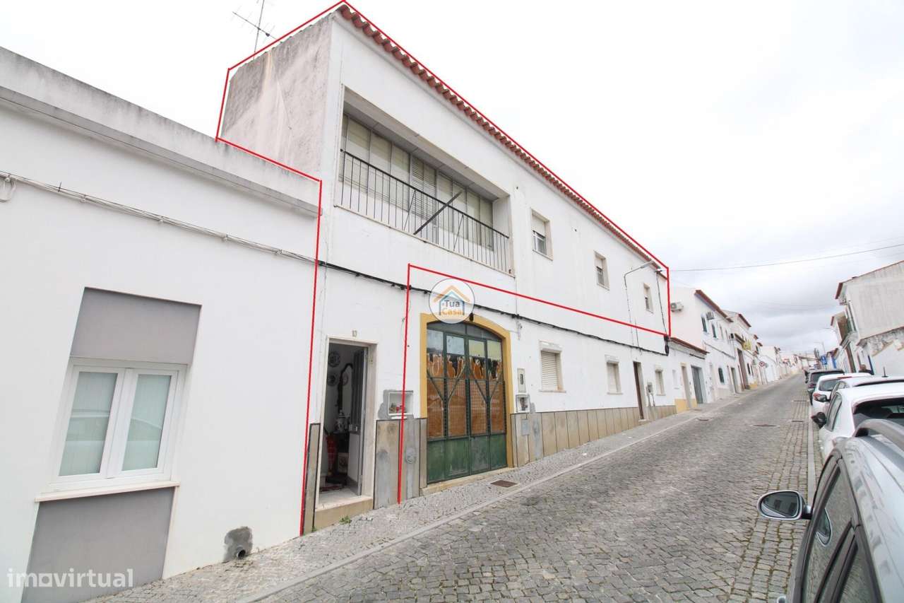 Andar de Moradia T3 com varanda e sótão | 1.º andar – Oportunidade loc - Grande imagem: 2/26