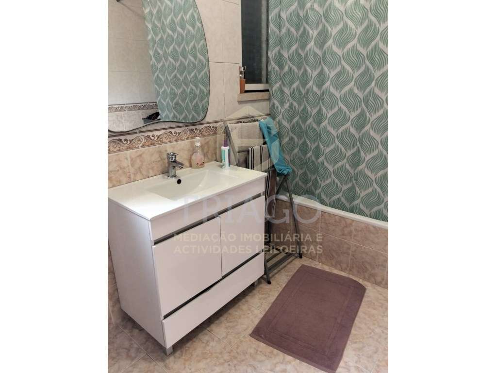 Moradia T4 com Garagem-15