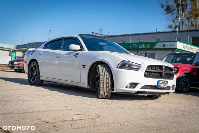 Dodge Charger 5.7 R/T - 4