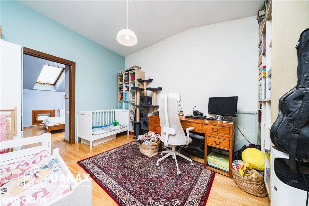 Kazimierz! Przestronne 3 pokojowe z potencjałem-8