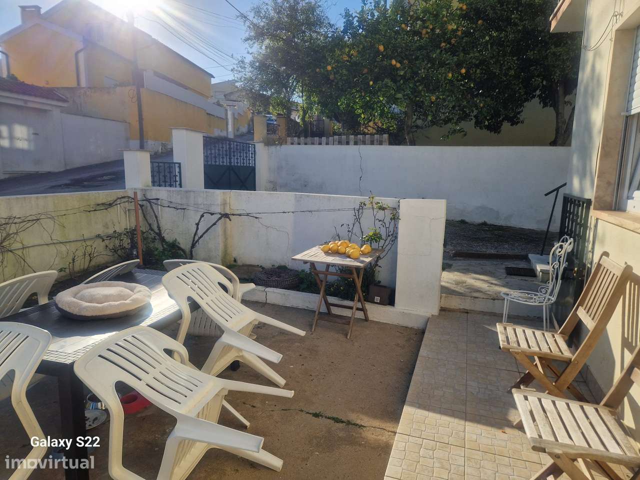 Moradia com 4 frações 2xT3 2 2x T2, terreno vista de rio e natureza-14