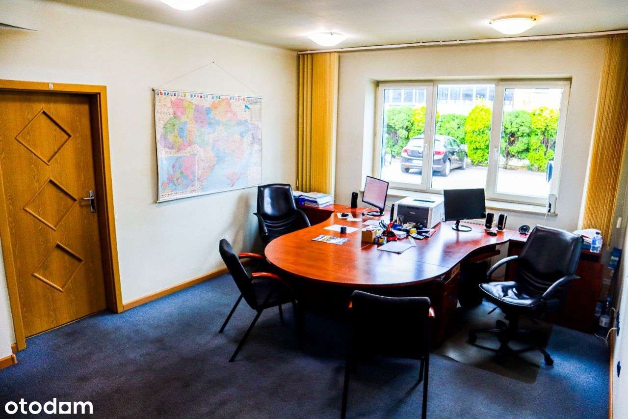 Budynek użytkowy na obrzeżach Opoczna-5