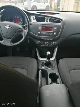 Kia Ceed - 5