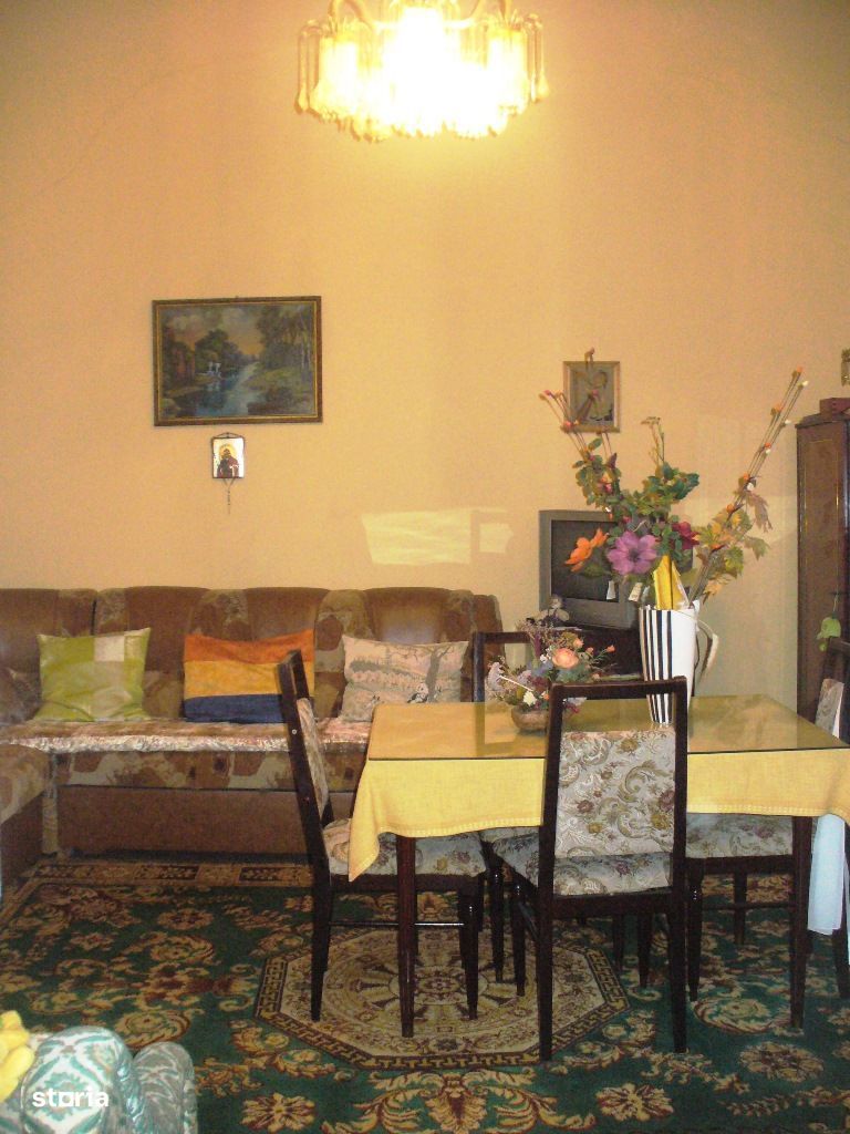 Apartament la casa cu 4 camere in Sibiu