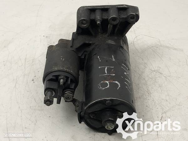 Motor de arranque Usado MINI (R56) Cooper D | 11.06 - 09.10 REF. 0 001 138 006 M... - 2