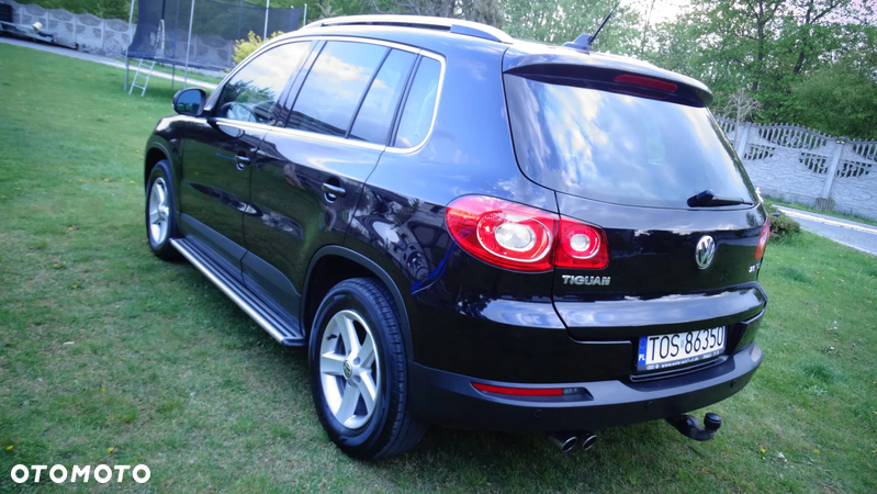 Volkswagen Tiguan - 19