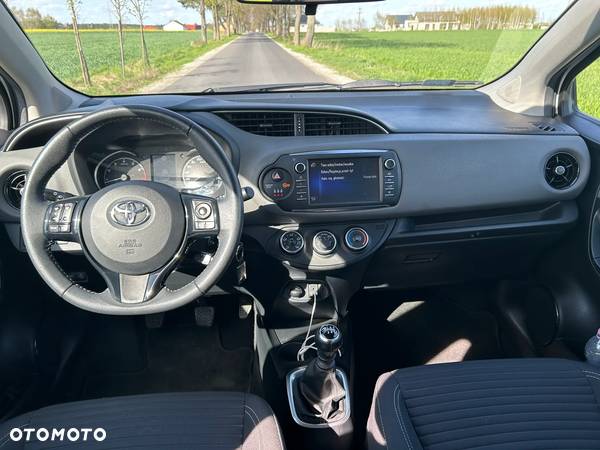 Toyota Yaris 1.5 Premium - 7