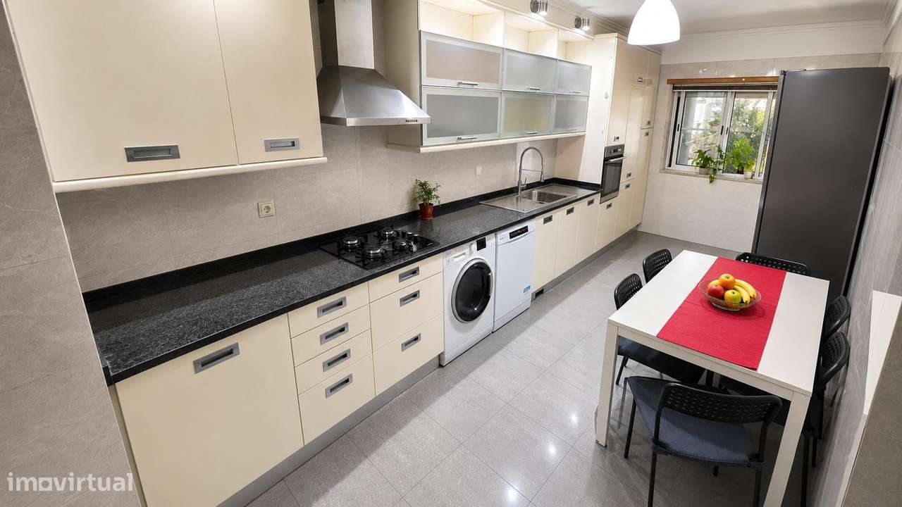 Apartamento T3 em Corroios, Seixal | 115 m2 | Santa Marta do Pinhal-5