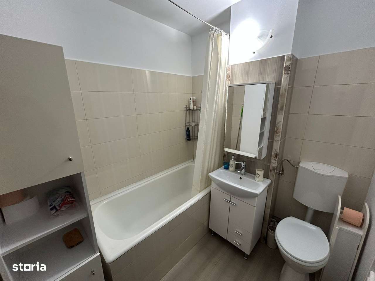 Apartament 3 camere, decomandat - zona Cetate-6