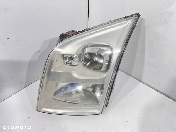 Lampa reflekotr L  Ford Transit 06-14r - 1