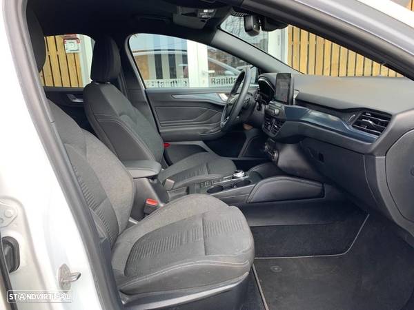 Ford Focus 1.0 EcoBoost Active Aut. - 10