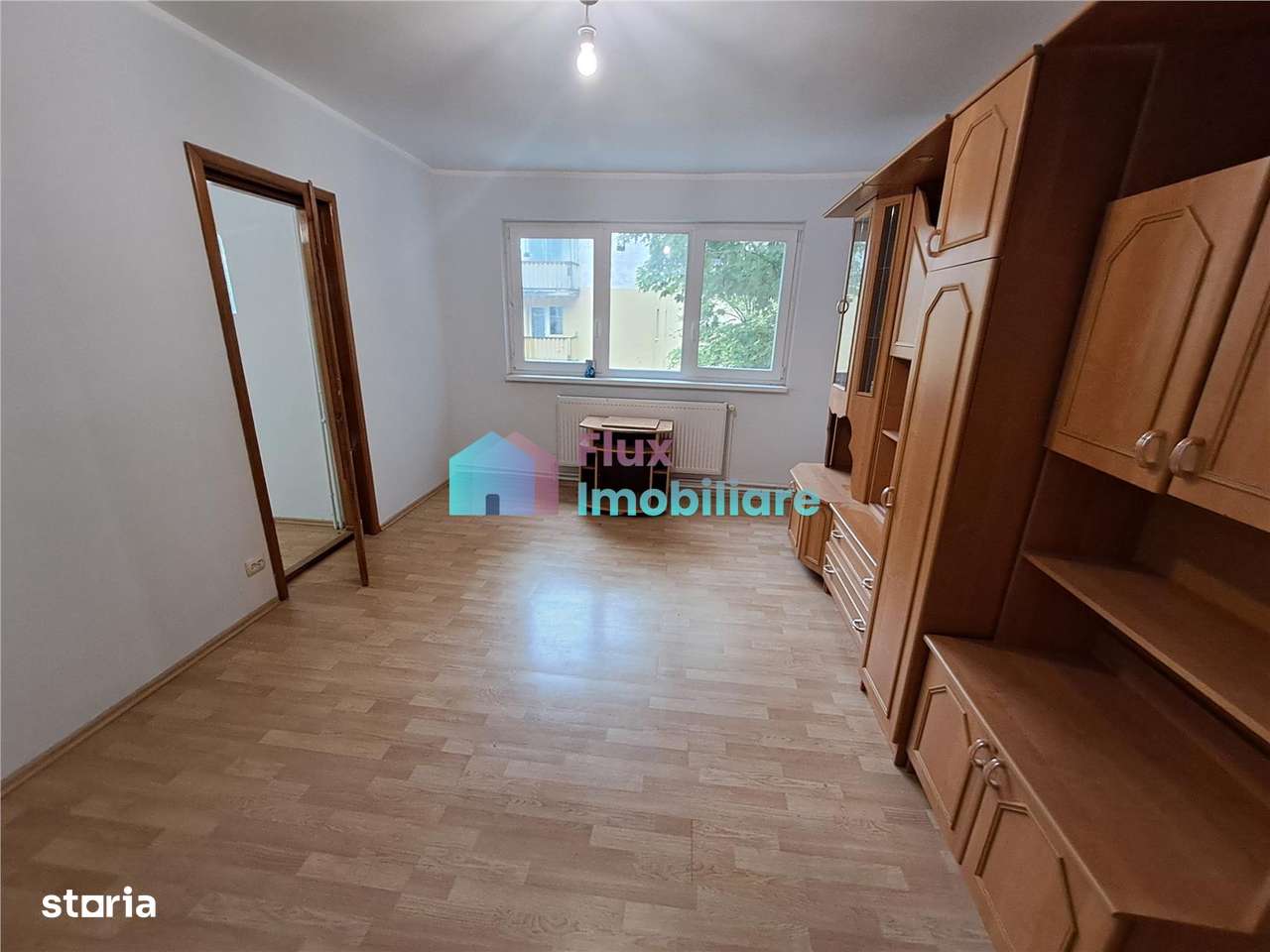 Apartament cu 3 camere semimobilat etaj 3 George Enescu-12