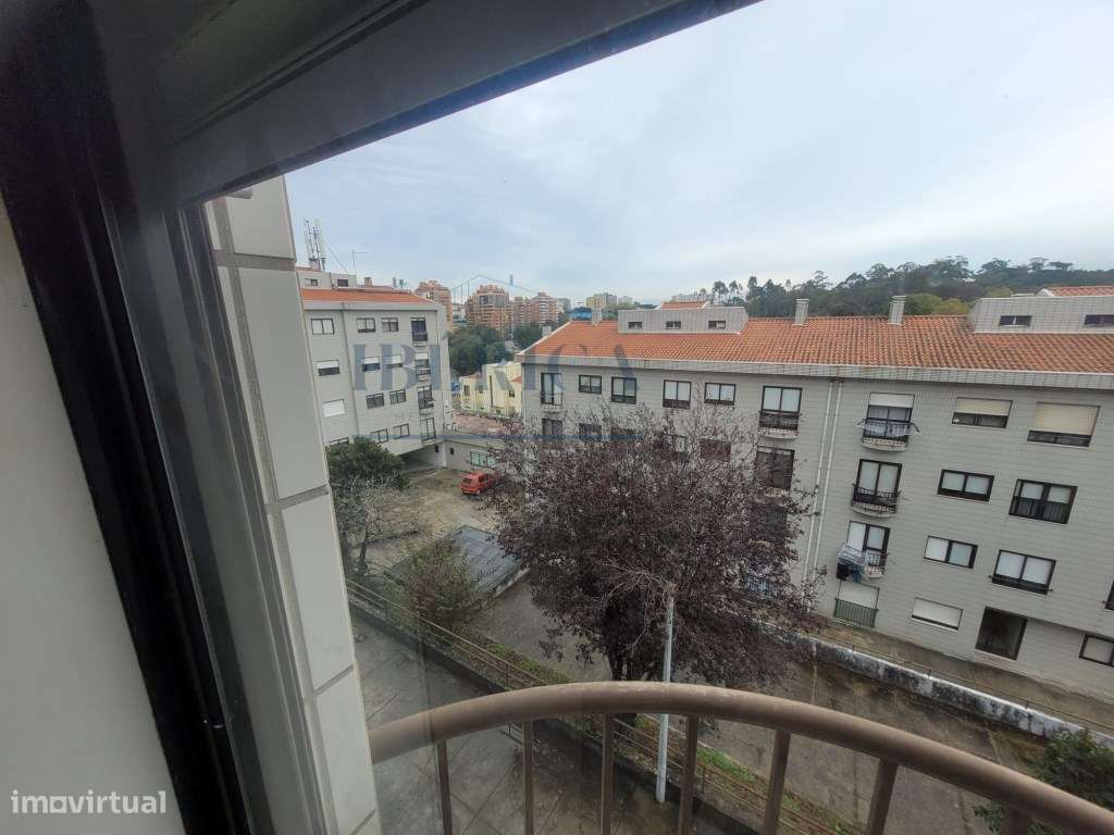 T3 Renovado com Garagem em Canidelo - Gaia-35