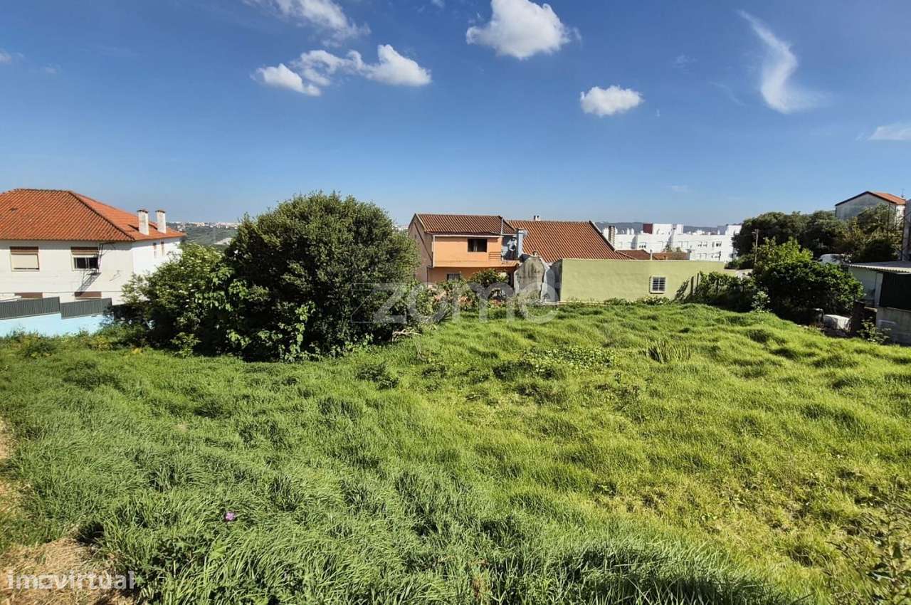 Terreno Urbano para Construção Amadora-4