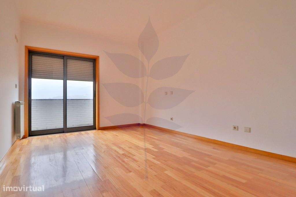 Apartamento T3 - Gualtar - Cozinha Totalmente Equipada-17