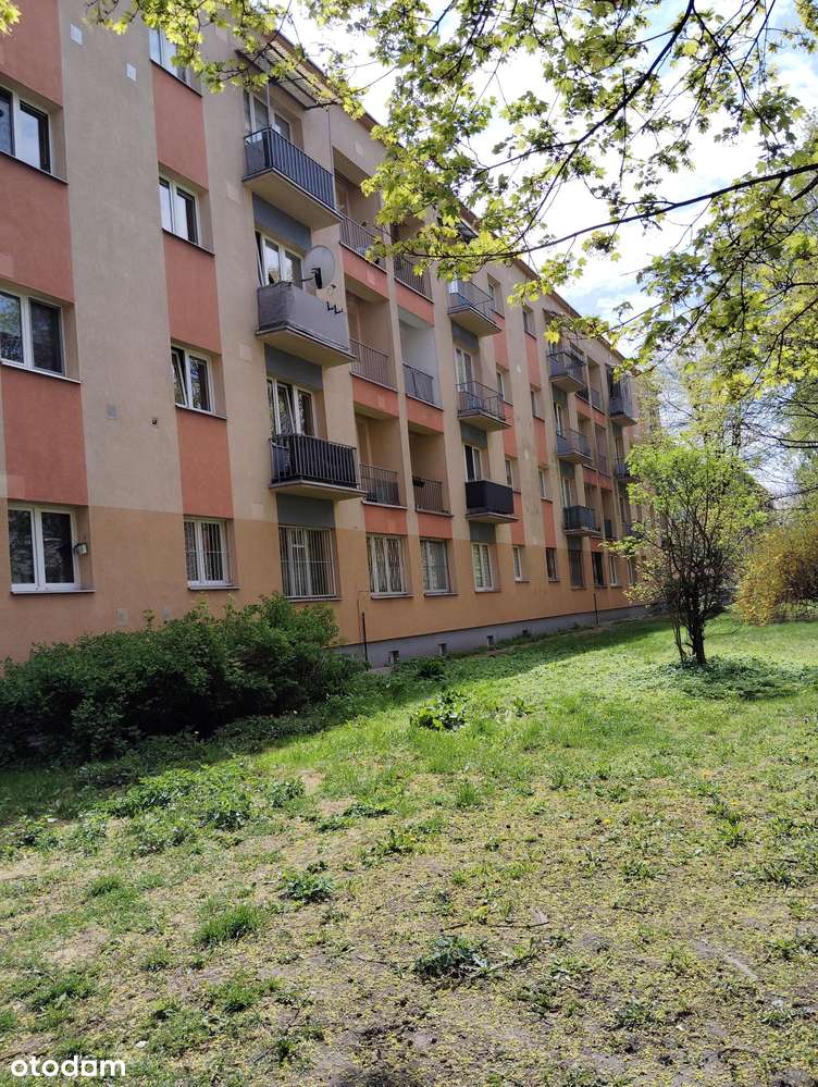 M-3 z balkonem na Dołach na ulicy Brackiej-18