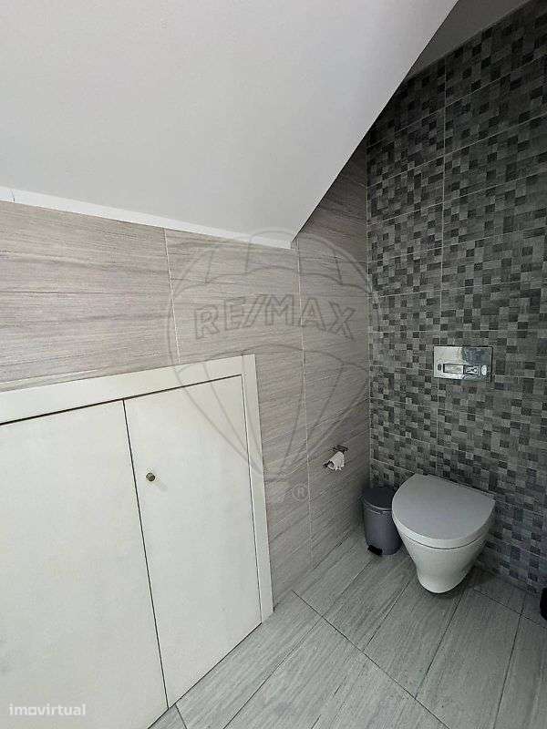 Moradia T4 para arrendamento - Grande imagem: 2/20