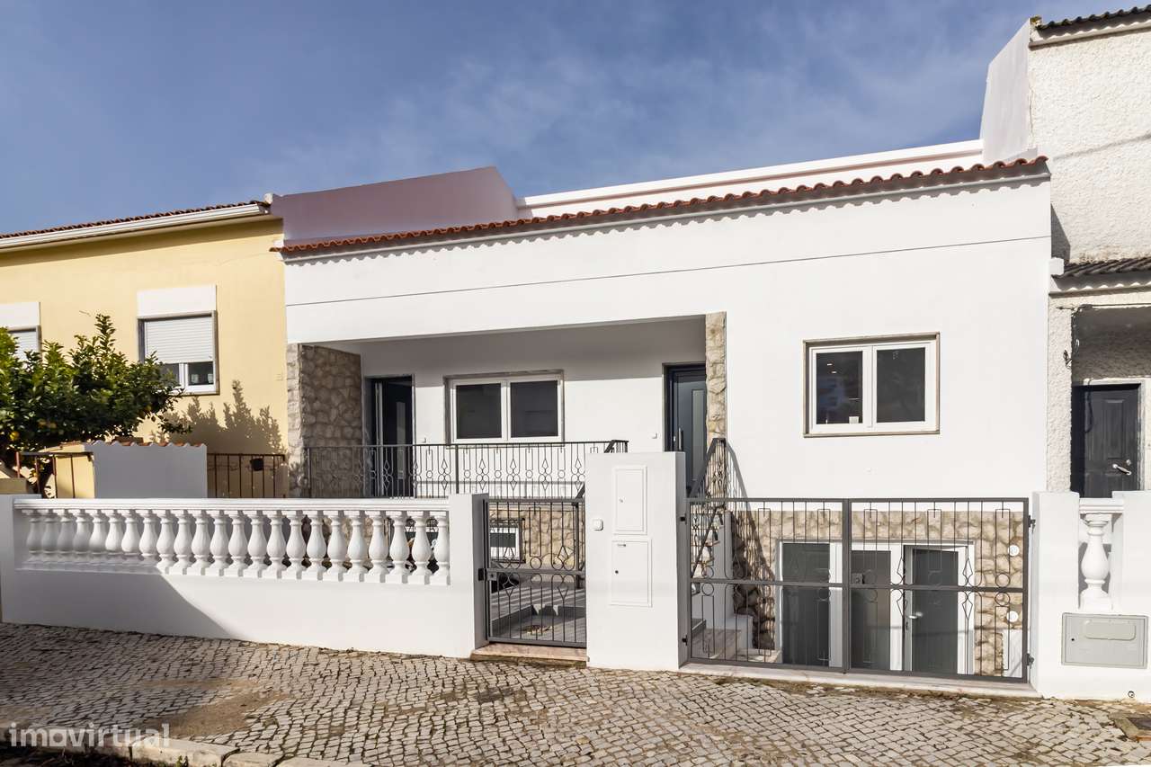 Arrendo Apartamento T1 remodelado- Casal do Marco, P. Pires – 650 Eur - Grande imagem: 4/14