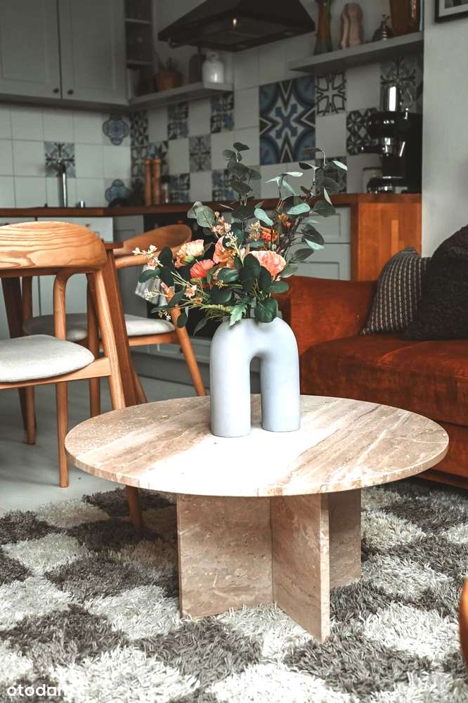 Klimatyczne   mieszkanie 3 pokoje z antresolą w Centrum-13