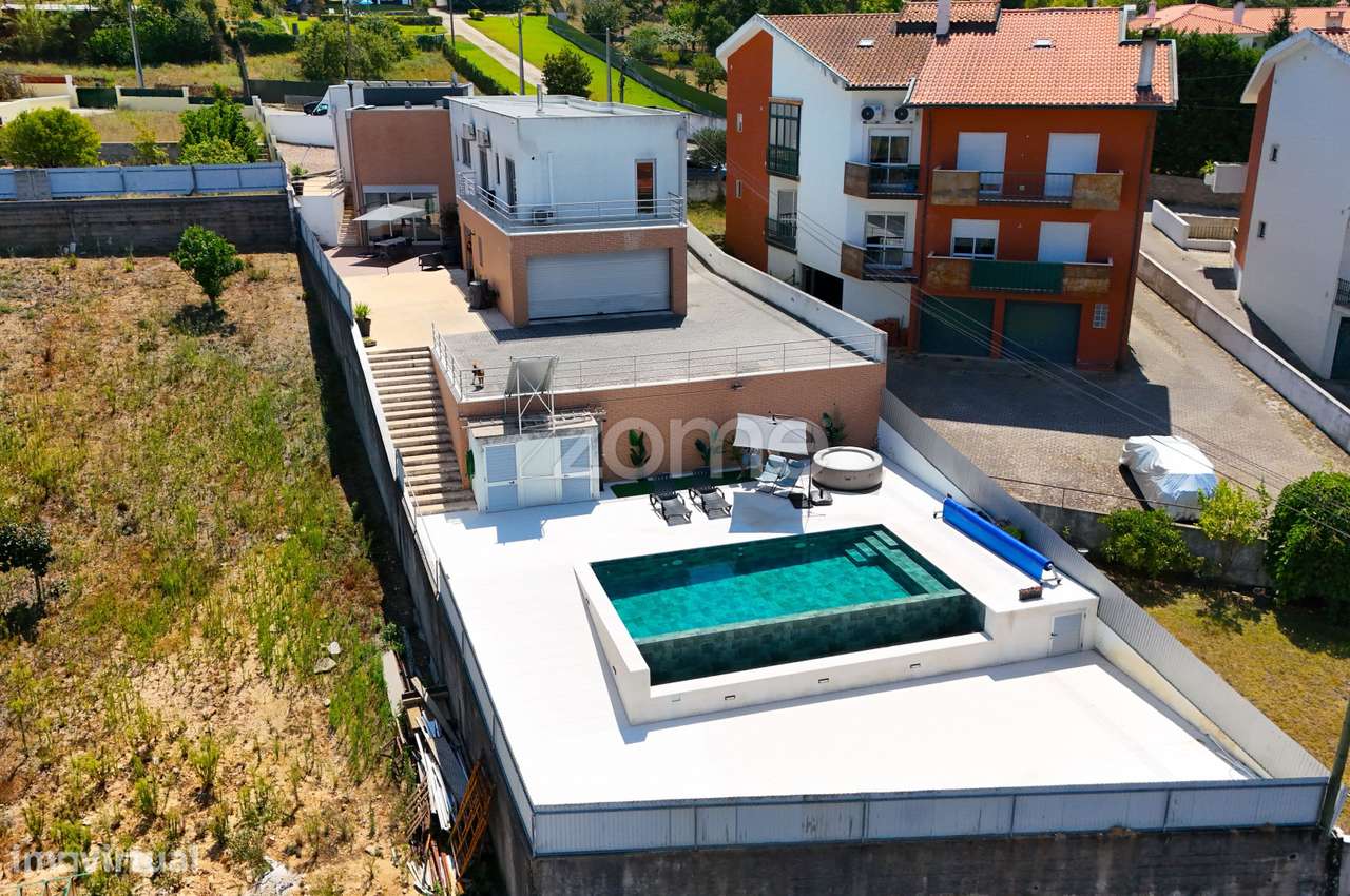 Moradia Moderna em Taveiro, Coimbra com Vistas Desafogadas-4